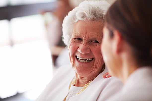 智慧健康养老服务中心为老年人开展免费医康养服务一次