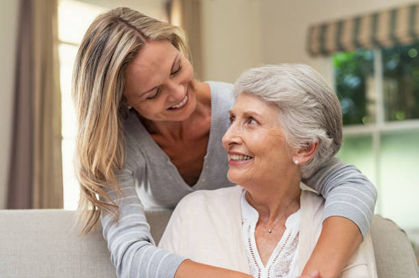 智慧养老租用平台让居家养老机构备受老人欢迎，舒享高科技便利生活